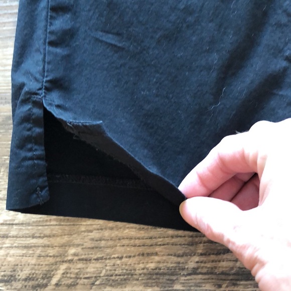 3/$25 - Smart Set black cotton capris - Picture 5 of 10